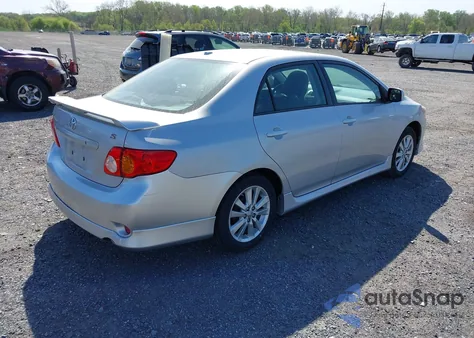 2010 Toyota Corolla S z USA, uszkodzony, nr VIN 2T1BU4EE6AC334758